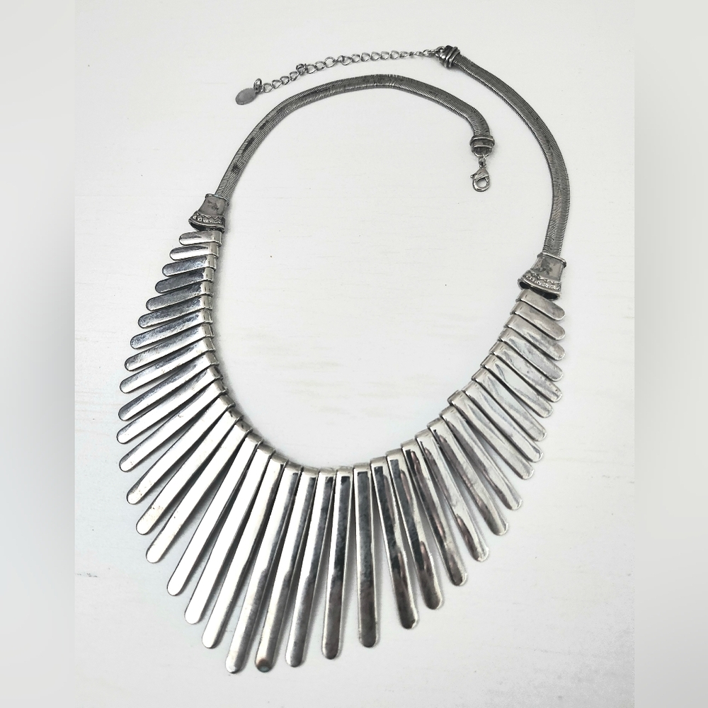 Simple Statement Necklace